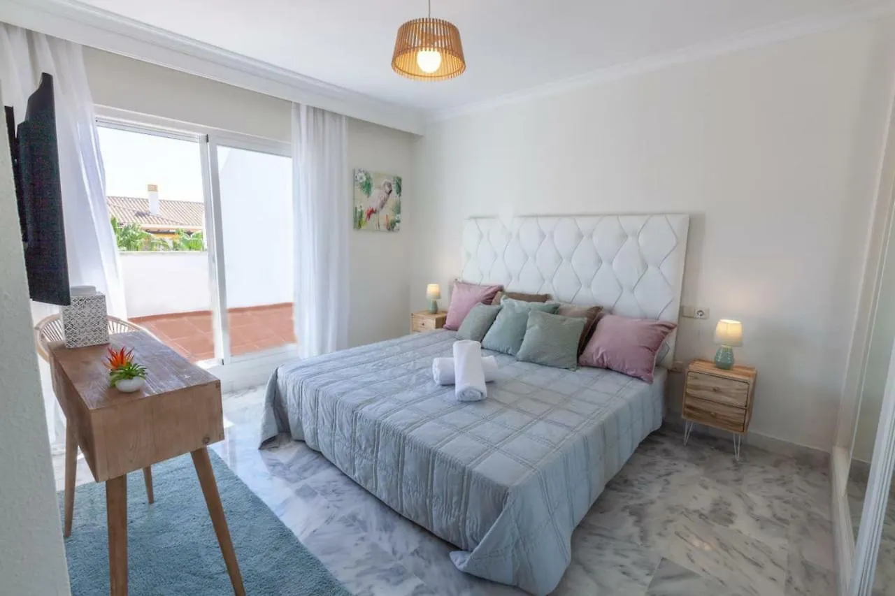 Dama De Noche Penthouse Petfriendly Apartment Marbella 0*,  Spain